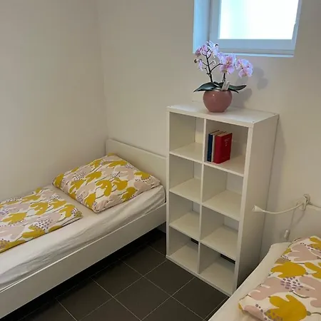 Haus 4 Apartment *